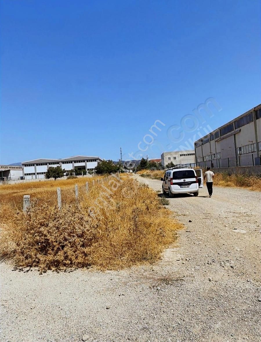 Capital Emlak'tan Yazıbaşı Mahallesinde Arsa - Görsel 3