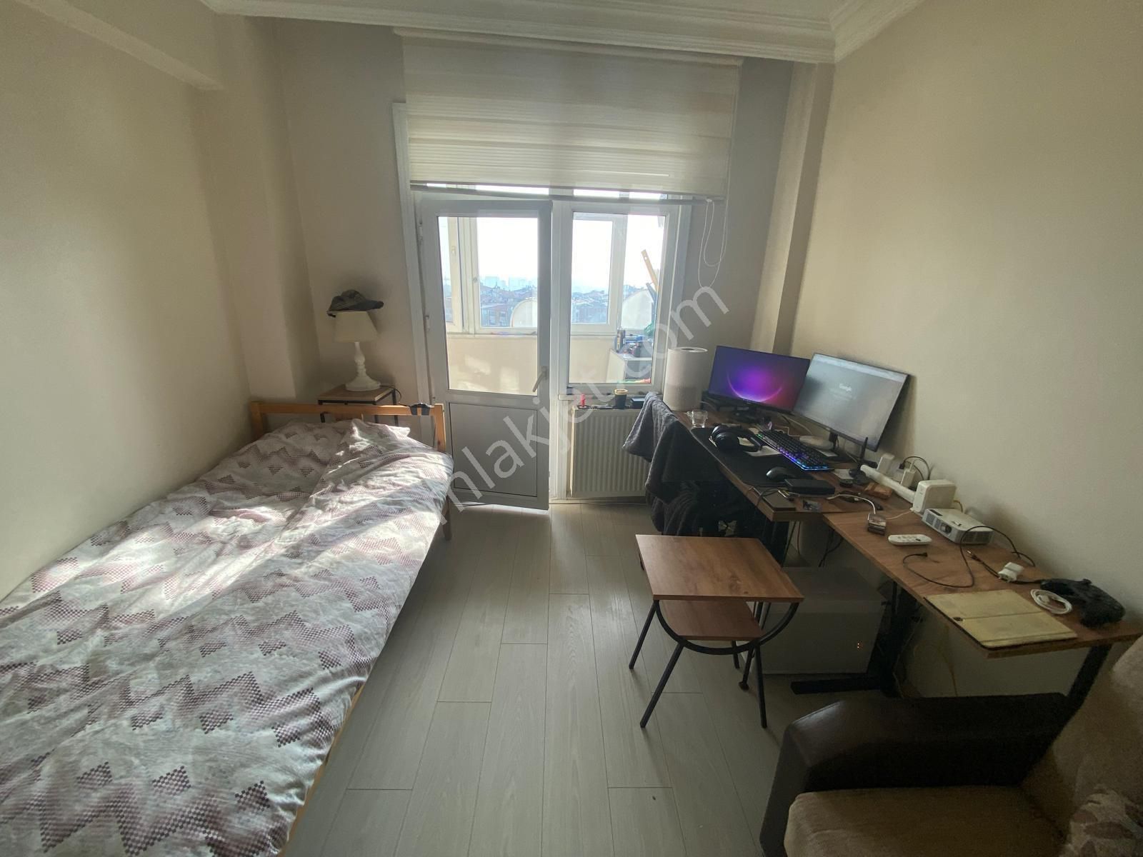 İstanbul House'dan B.evler'de Ayrı Girişli 220m2, 6+2 Dubleks - Görsel 25