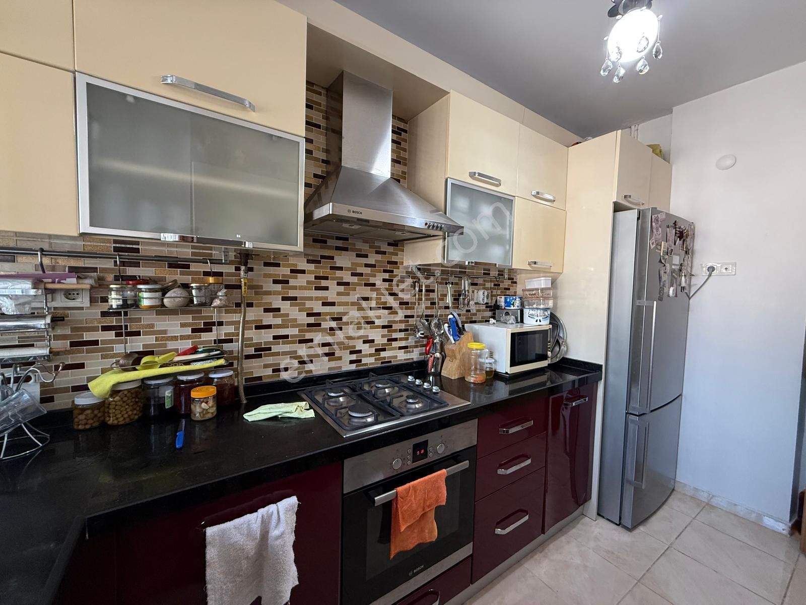 İstanbul House'dan B.evler'de Ayrı Girişli 220m2, 6+2 Dubleks - Görsel 8