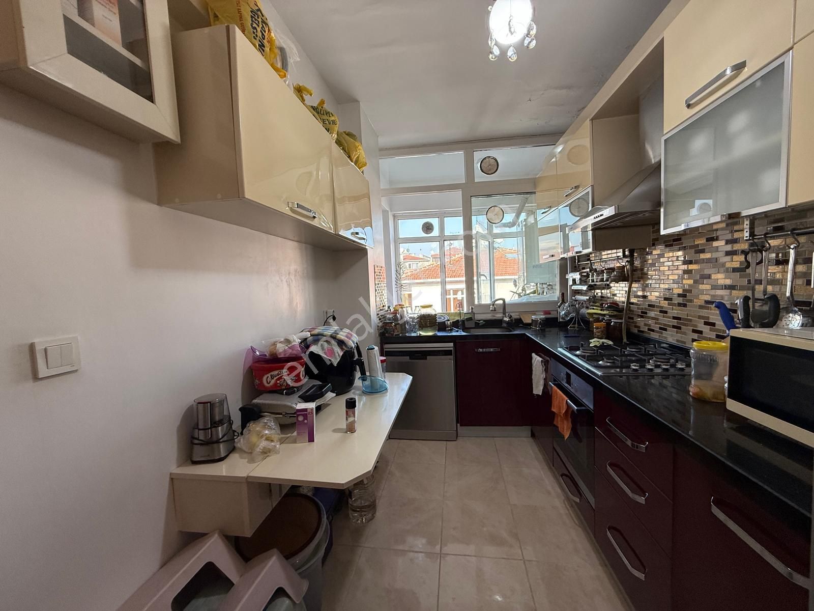 İstanbul House'dan B.evler'de Ayrı Girişli 220m2, 6+2 Dubleks - Görsel 7