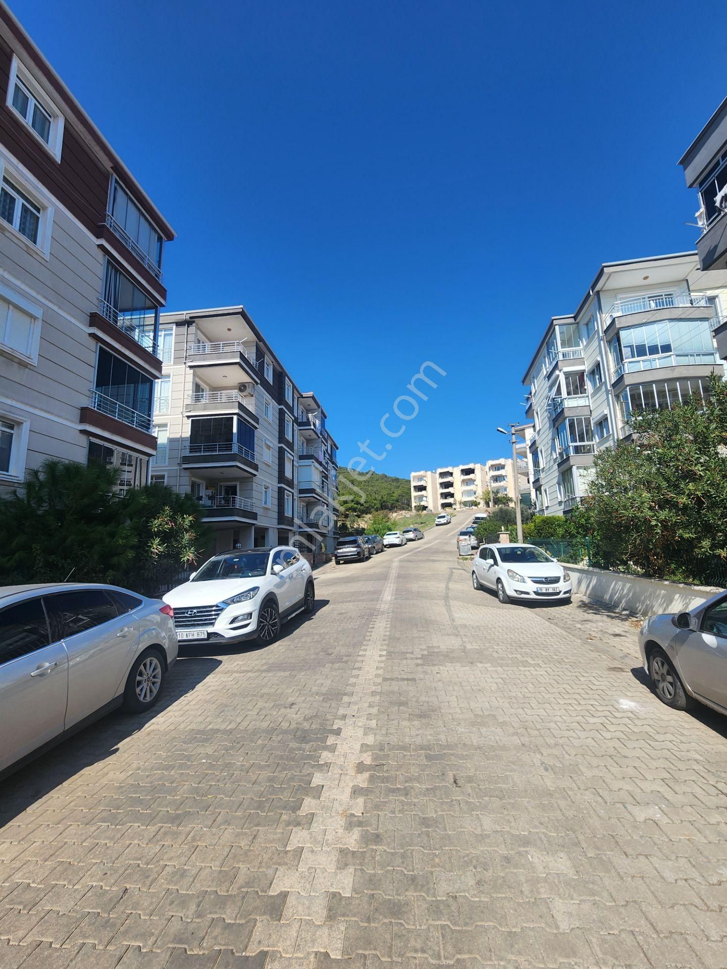 Ayvalık Sarımsaklı Denize Yakın Kapalı Otopark 2+1 Daire - Görsel 25