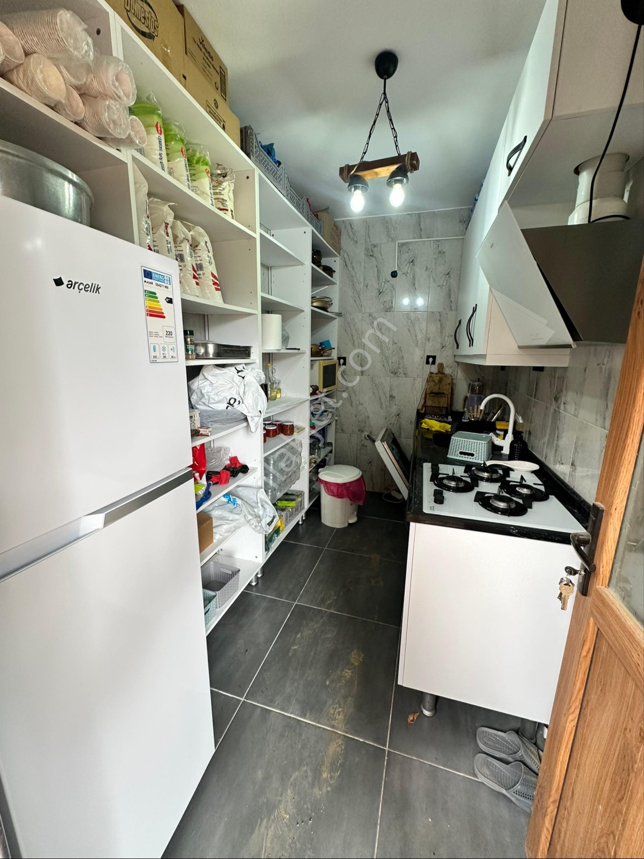 Emin Yerlikaya Gayrimenkulden Lüks Tasarım Satılık Villa - Görsel 14