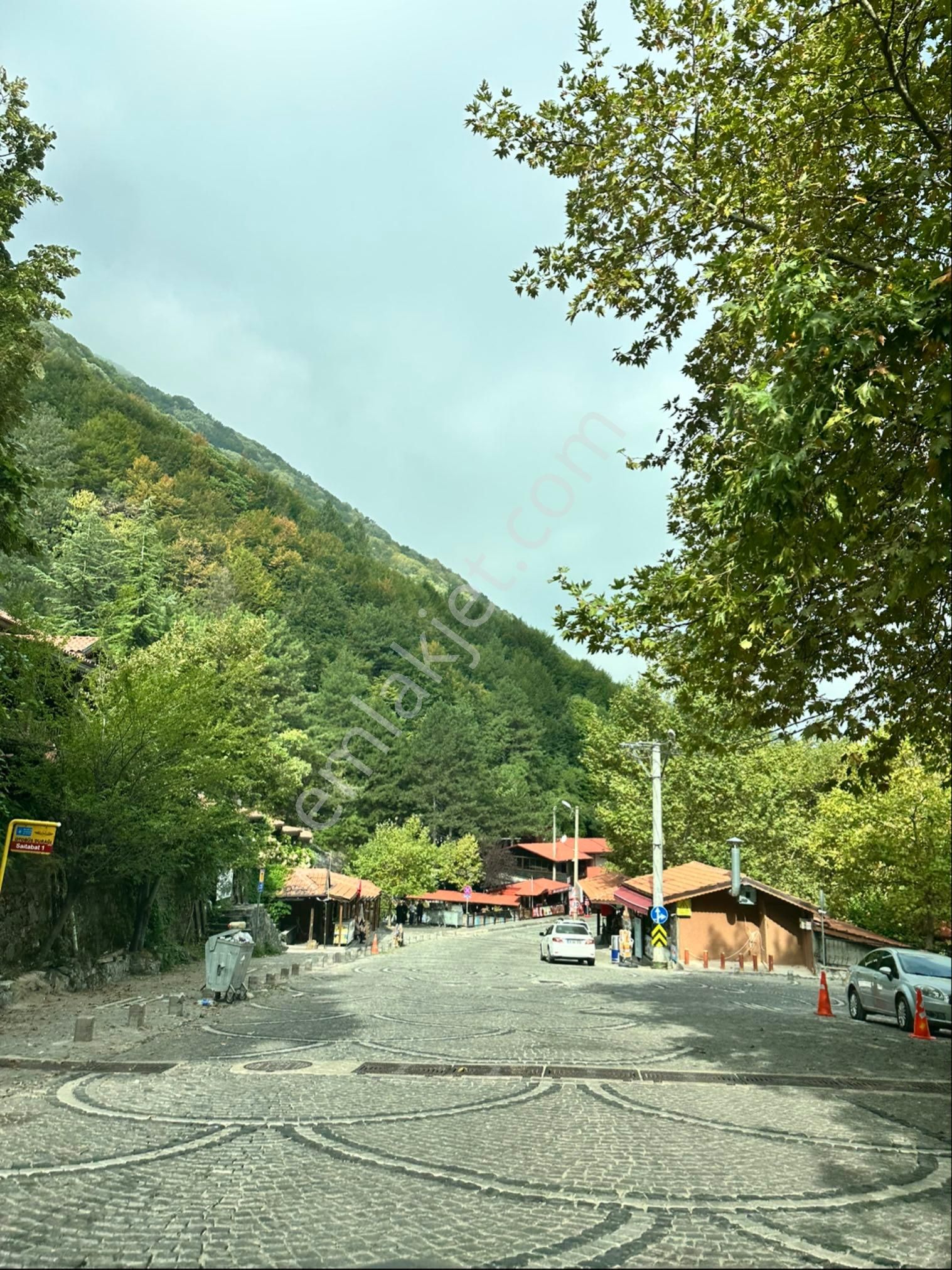 Emin Yerlikaya Gayrimenkulden Lüks Tasarım Satılık Villa - Görsel 27