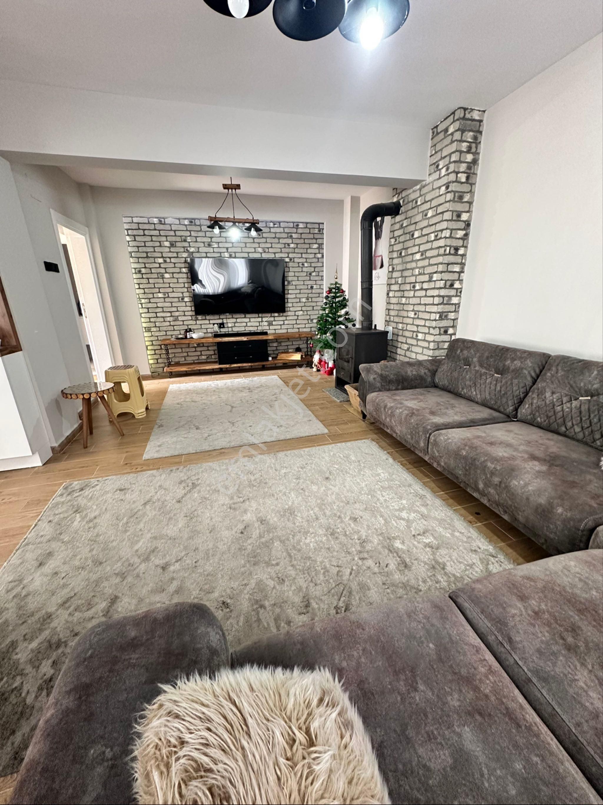 Emin Yerlikaya Gayrimenkulden Lüks Tasarım Satılık Villa - Görsel 16