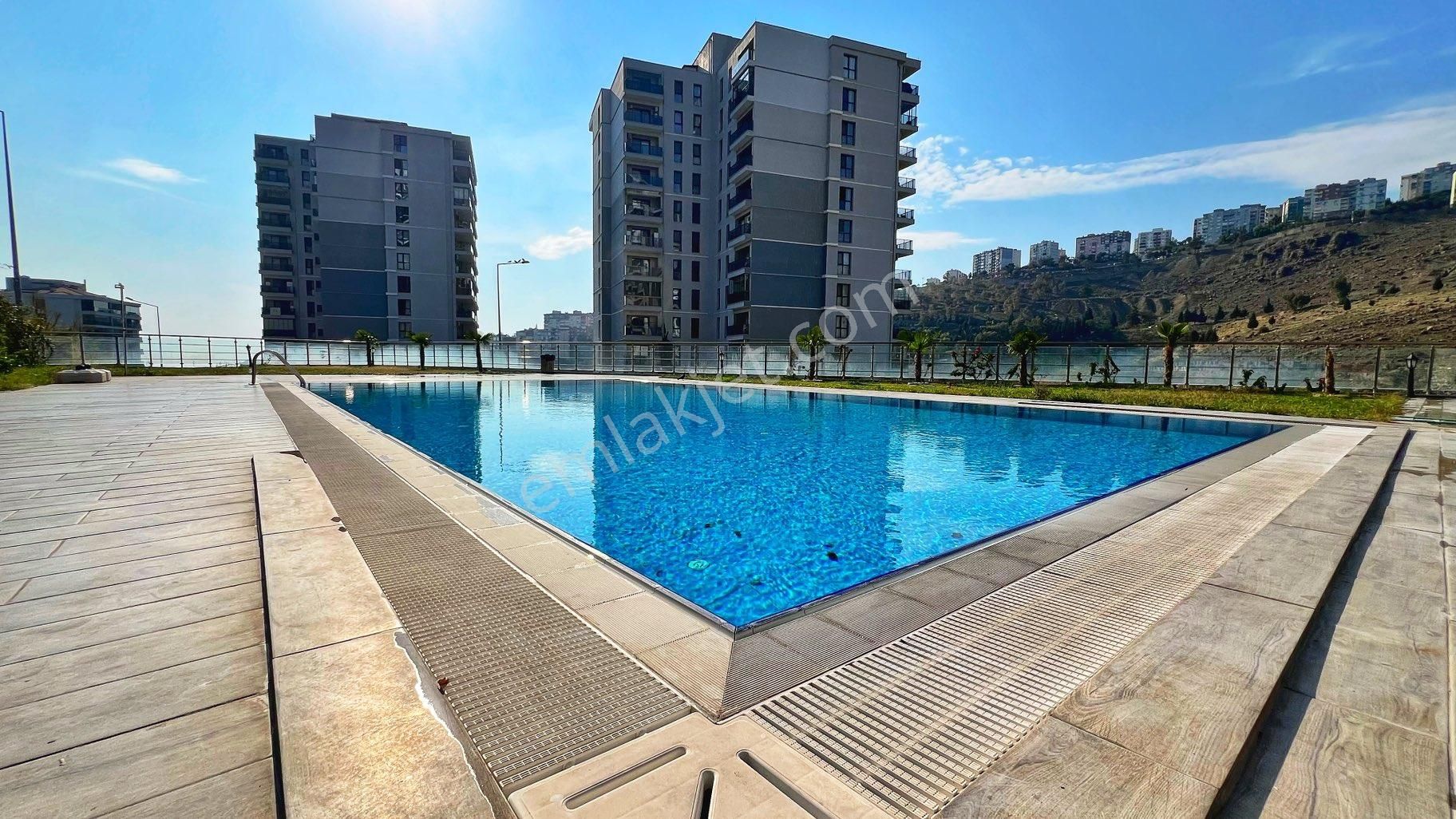 Parkyaşam Santorini Deniz Ve Havuz Manzaralı 1+1 Eşyalı Kiralık Daire - Görsel 3