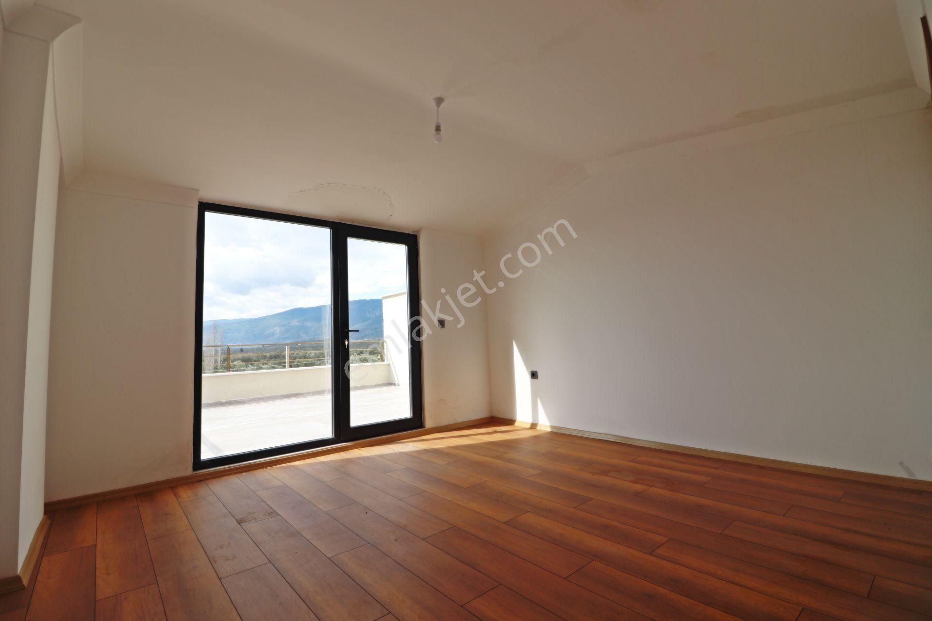 Irmaksudan Tek Yetkili Zeytinli De Oksijen Depolu 4+1 Villa - Görsel 27