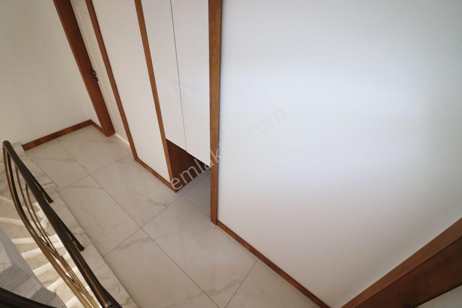 Irmaksudan Tek Yetkili Zeytinli De Oksijen Depolu 4+1 Villa - Görsel 24