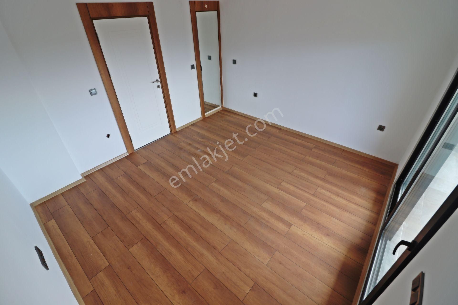 Irmaksudan Tek Yetkili Zeytinli De Oksijen Depolu 4+1 Villa - Görsel 19