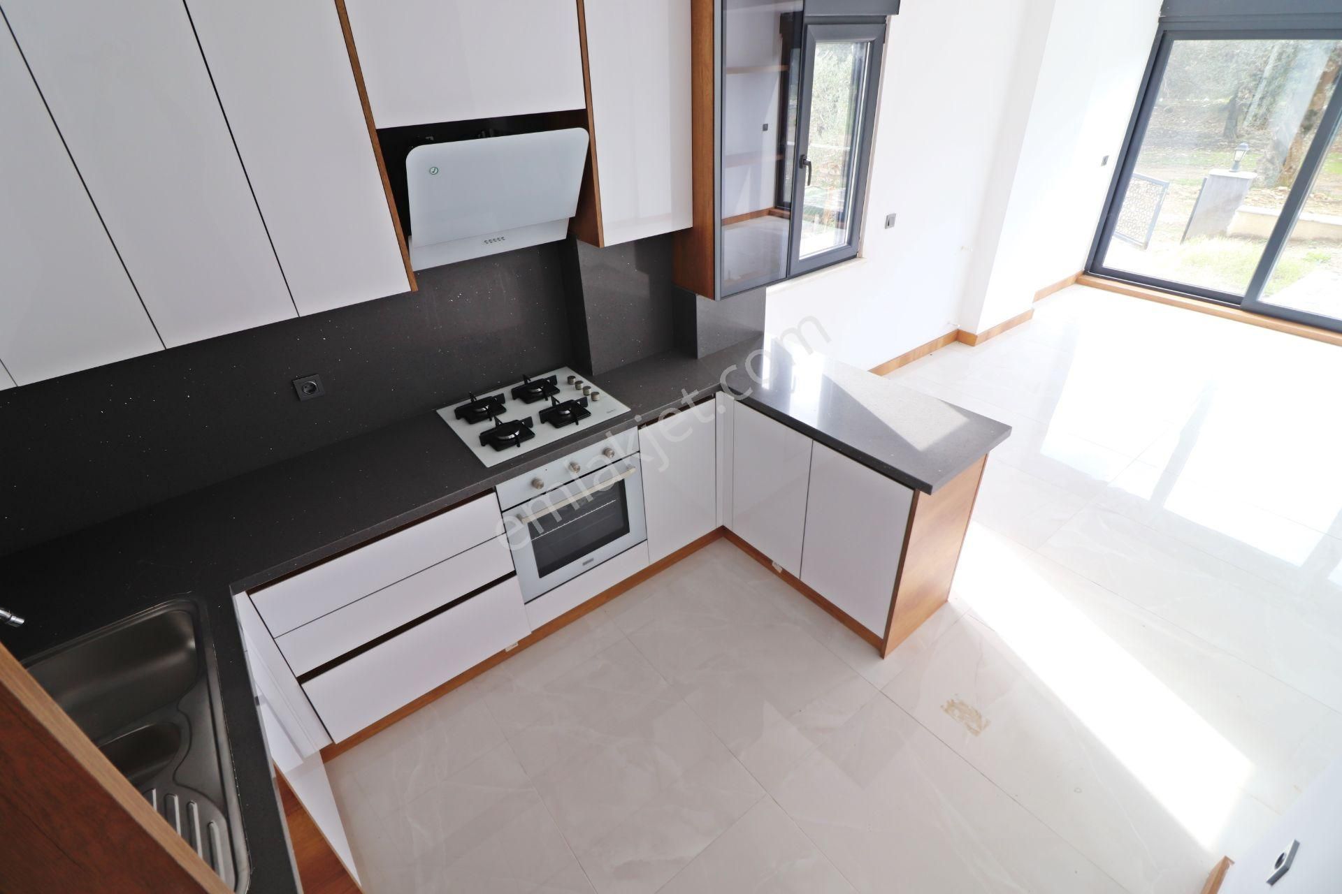 Irmaksudan Tek Yetkili Zeytinli De Oksijen Depolu 4+1 Villa - Görsel 7