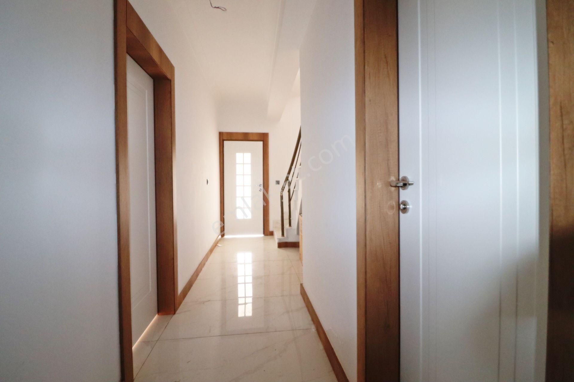 Irmaksudan Tek Yetkili Zeytinli De Oksijen Depolu 4+1 Villa - Görsel 13