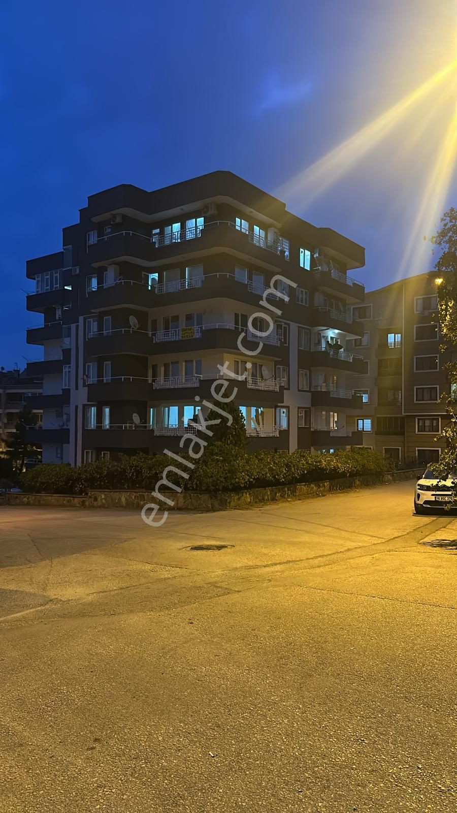 Doburca'da 3+1 140 M2 Kombili Asansörlü Satılık Daire - Görsel 16