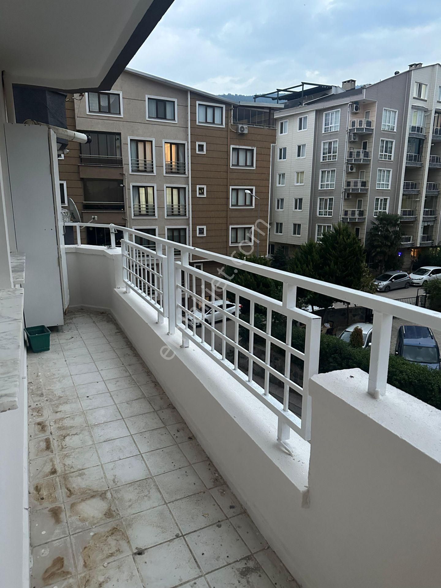 Doburca'da 3+1 140 M2 Kombili Asansörlü Satılık Daire - Görsel 12