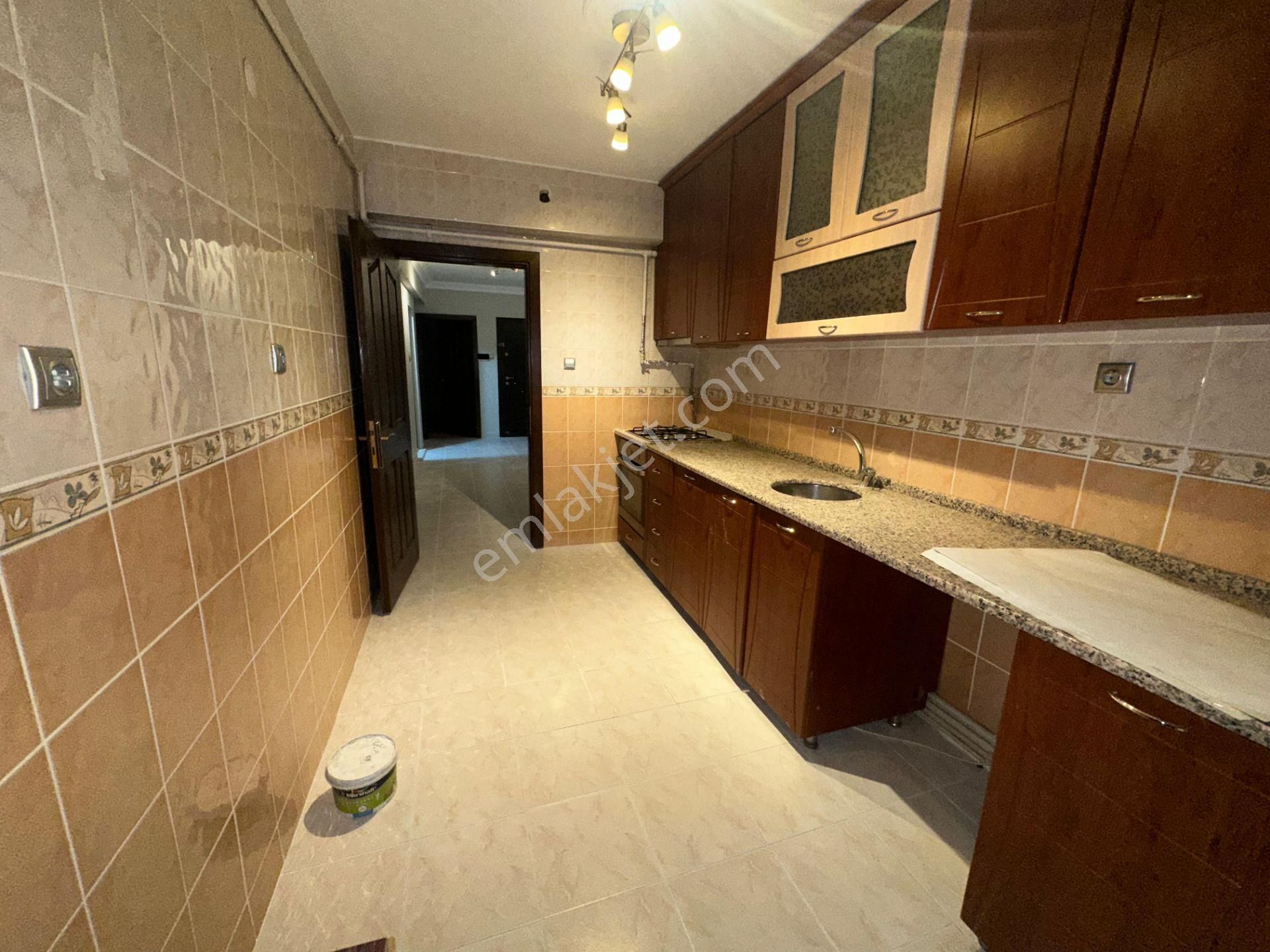 Doburca'da 3+1 140 M2 Kombili Asansörlü Satılık Daire - Görsel 7