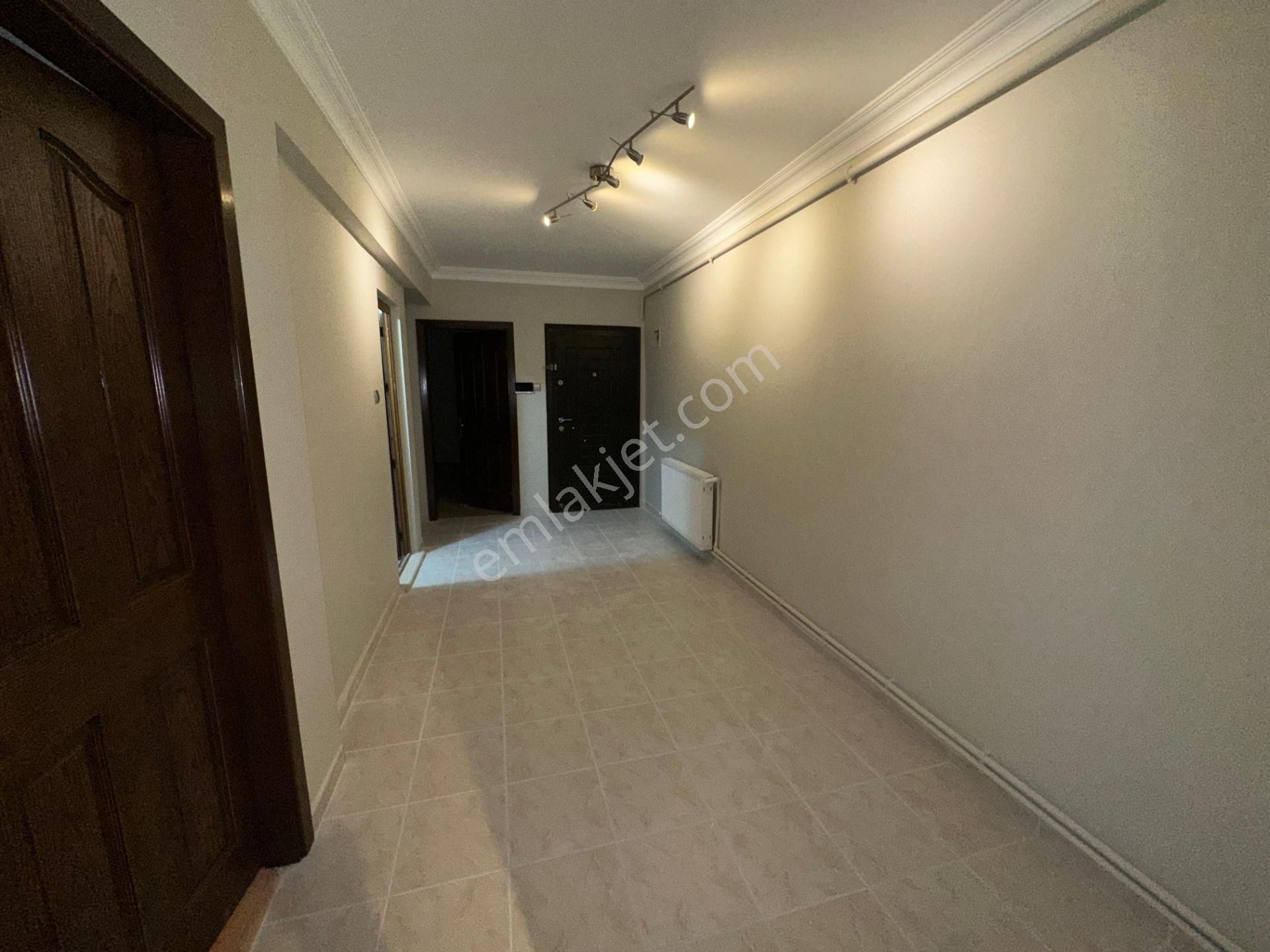 Doburca'da 3+1 140 M2 Kombili Asansörlü Satılık Daire - Görsel 6