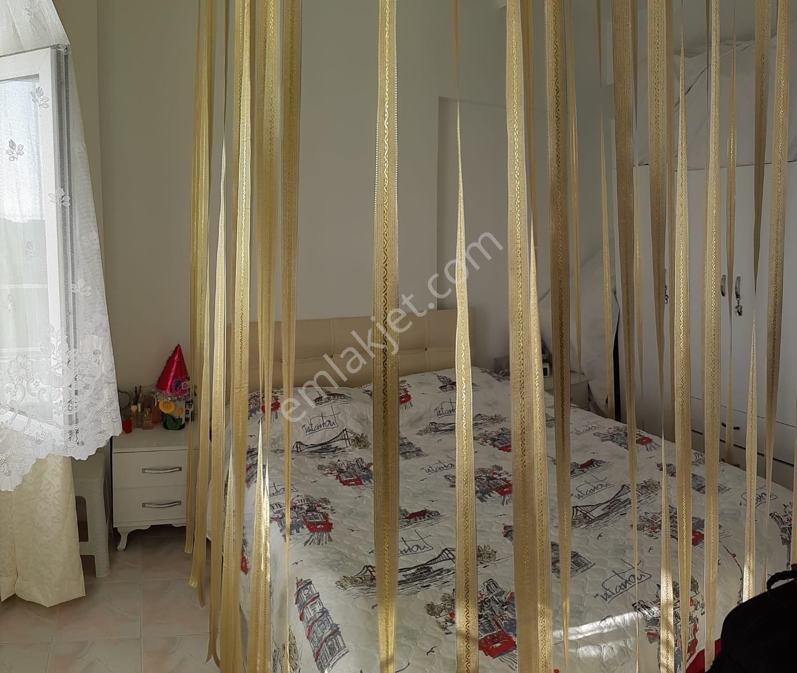 Deniz Manzaralı Geniş Bahçeli 4+1 Satılık Tripleks Villa - Görsel 14