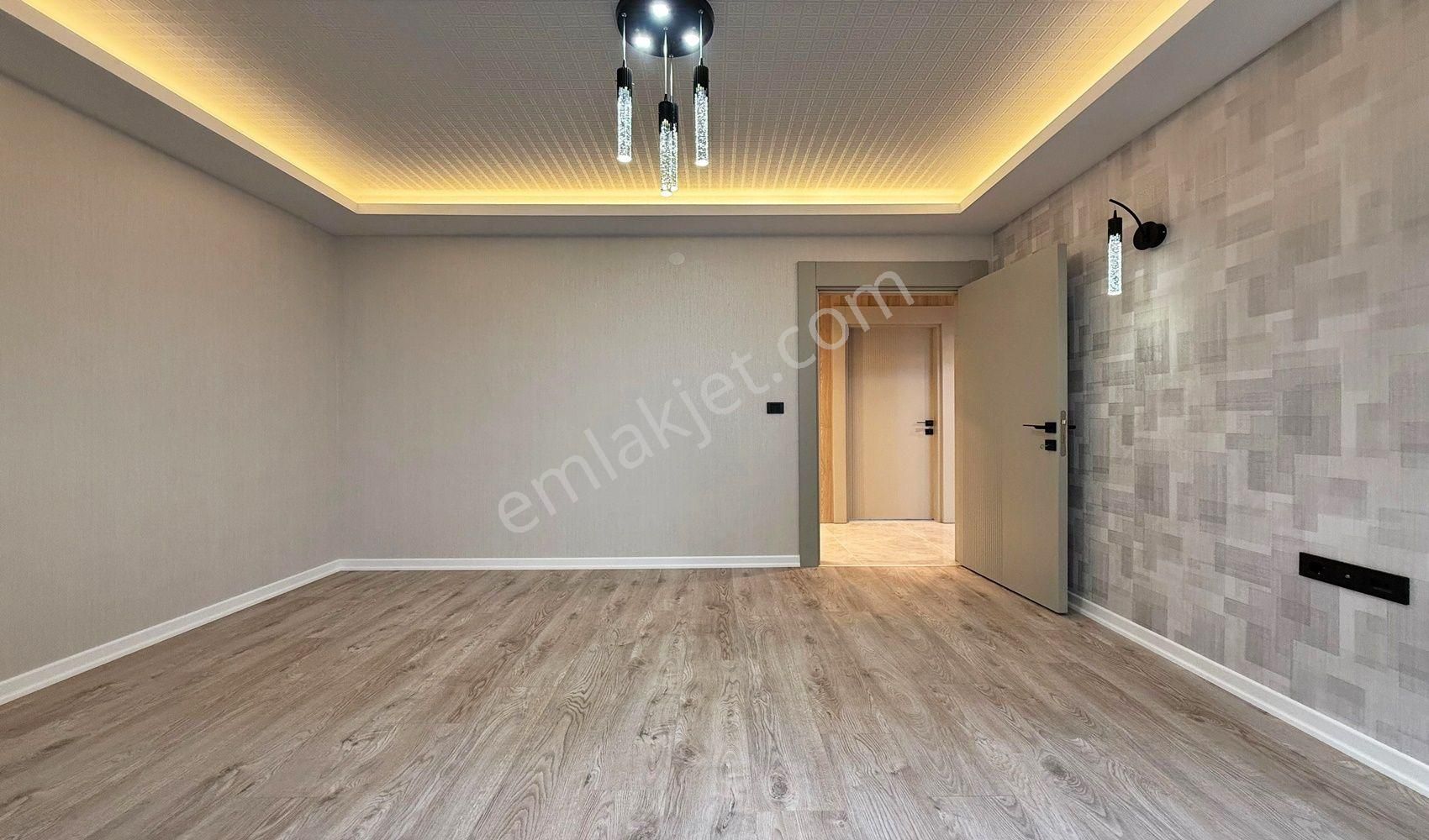 Vadi'den Karakayada -bulvar Yakını -ara Kat -lüks Yapılı- 3+1 ! - Görsel 8