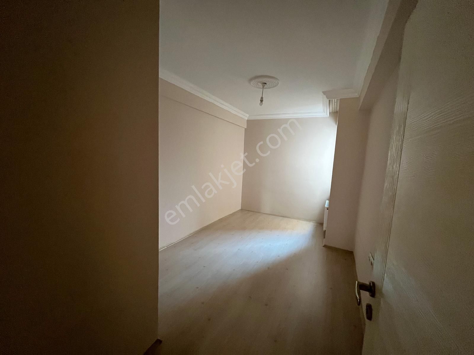 Halk Cd 50m Balkonlu Bakımlı Fırsat Geniş 2+1 Daire Sk-6 - Görsel 6