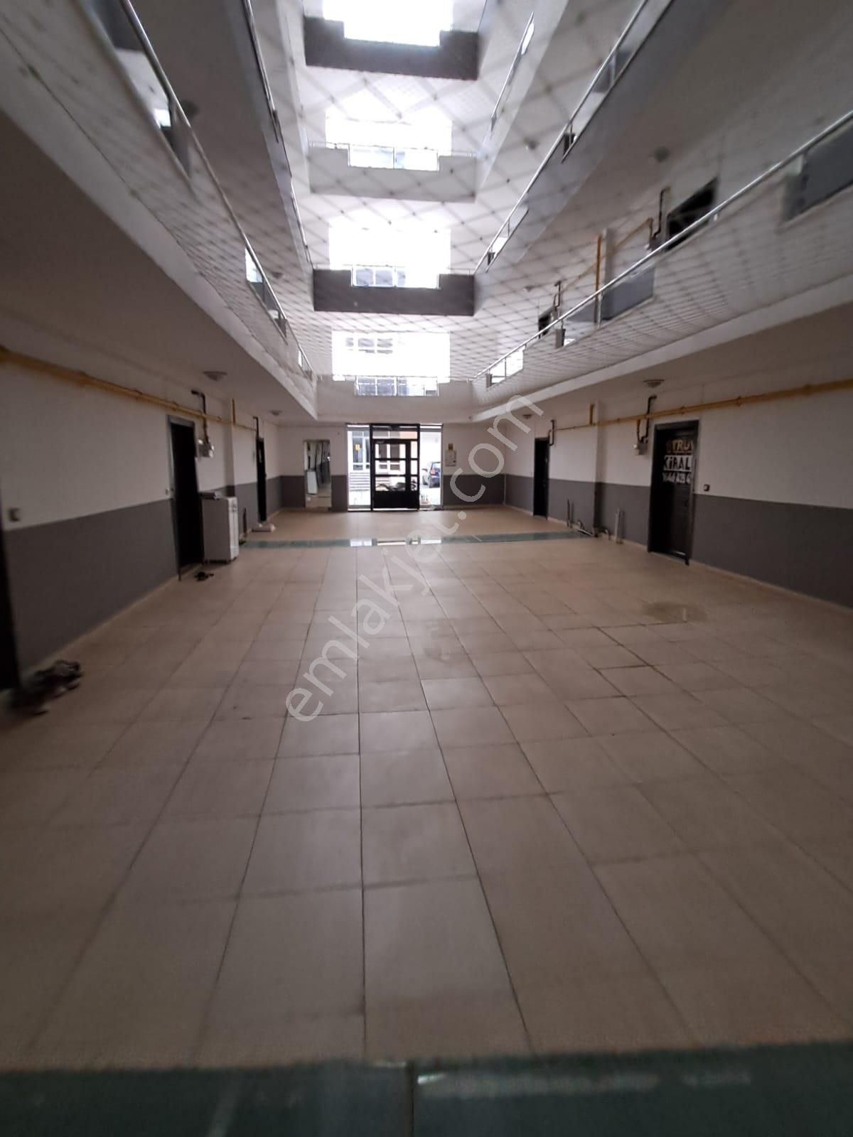 Samsun Atakum Körfez Mah. Tramvay Durağına 75 Mt 1+1 Acil Eşyalı Satılık Daire - Görsel 5