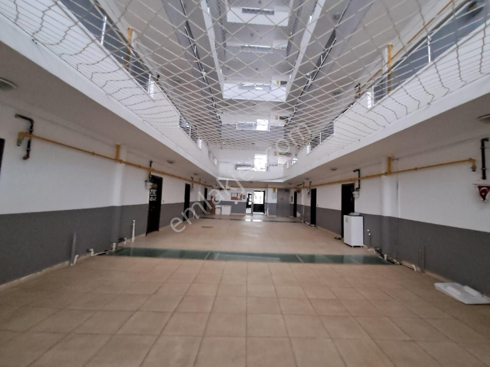 Samsun Atakum Körfez Mah. Tramvay Durağına 75 Mt 1+1 Acil Eşyalı Satılık Daire - Görsel 4