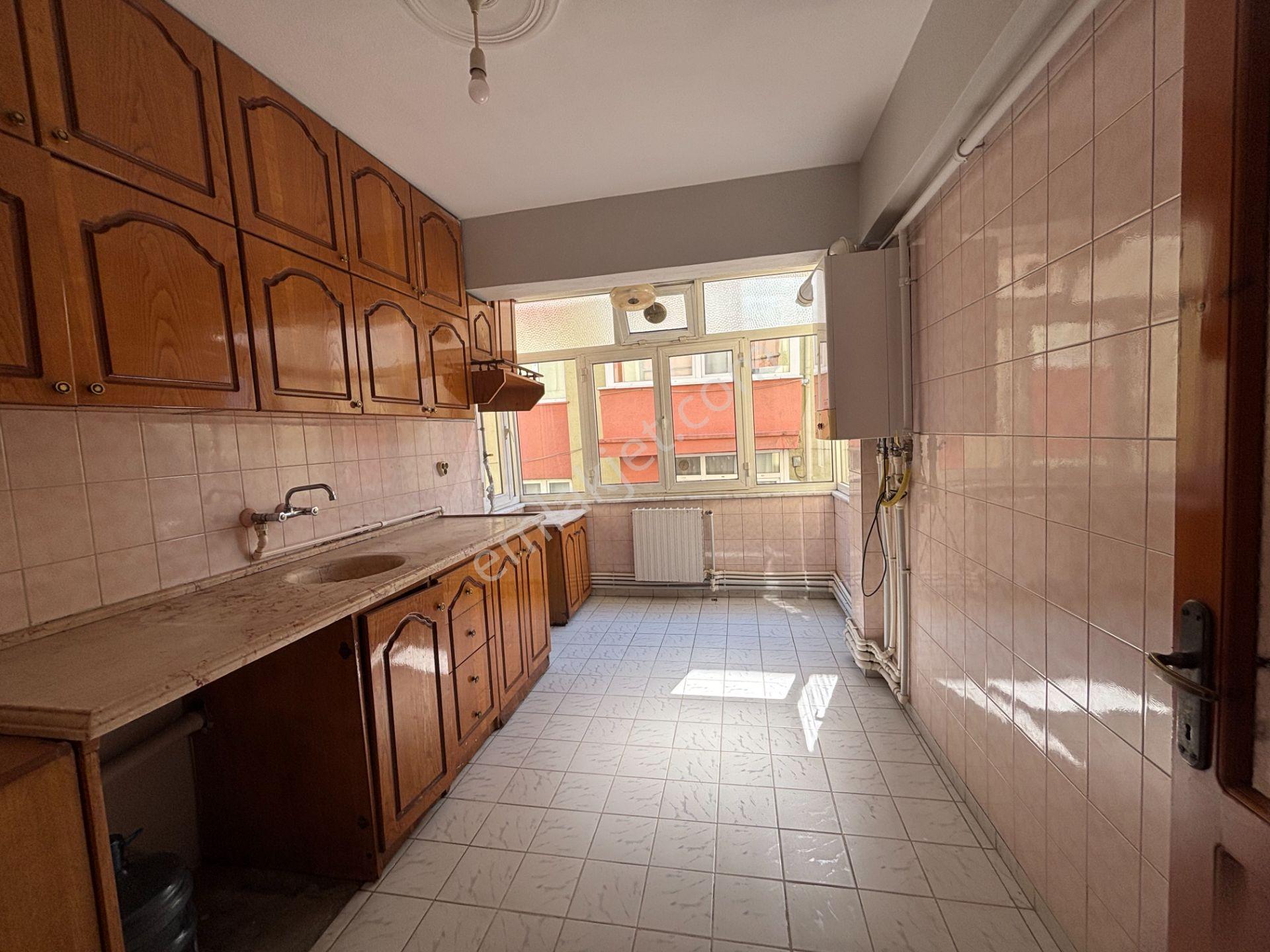 Balıkesir Atatürk Mahallesi Harb-iş Sitesi 3+1 Satılık Daire - Görsel 9
