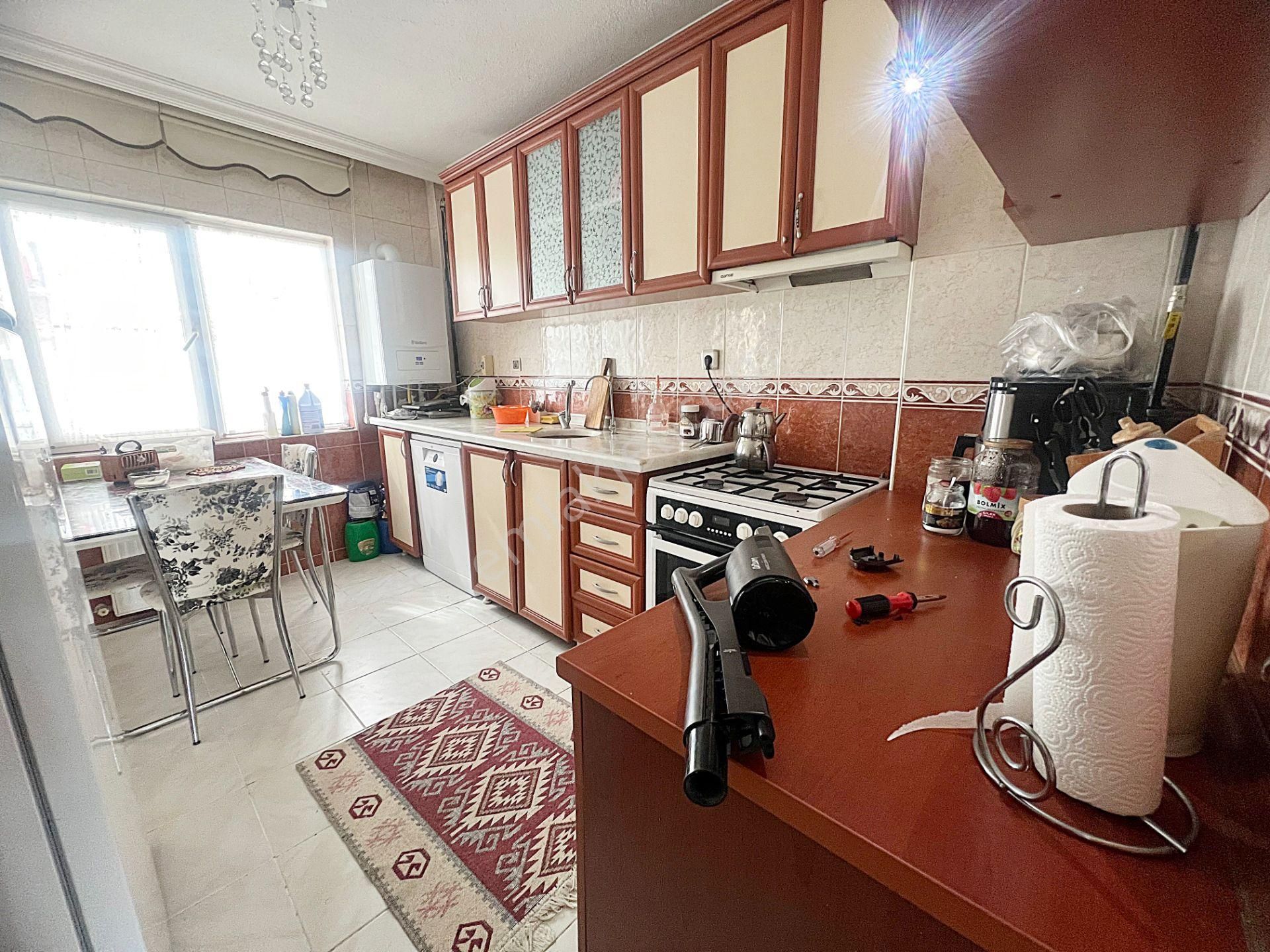 Güventepe Cadde Üzeri Merkezi Konumda Önü Açık 5+1 Dubleks - Görsel 6