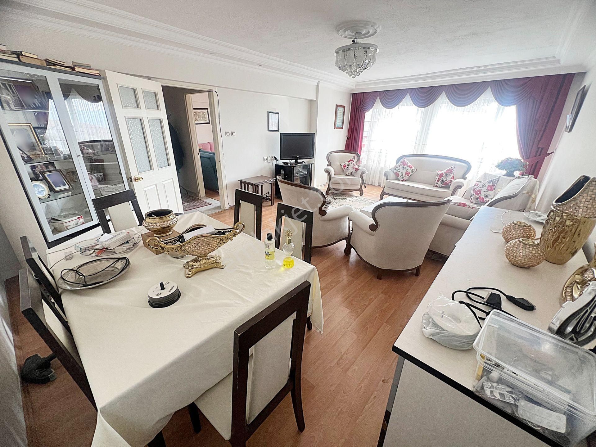 Güventepe Cadde Üzeri Merkezi Konumda Önü Açık 5+1 Dubleks - Görsel 9