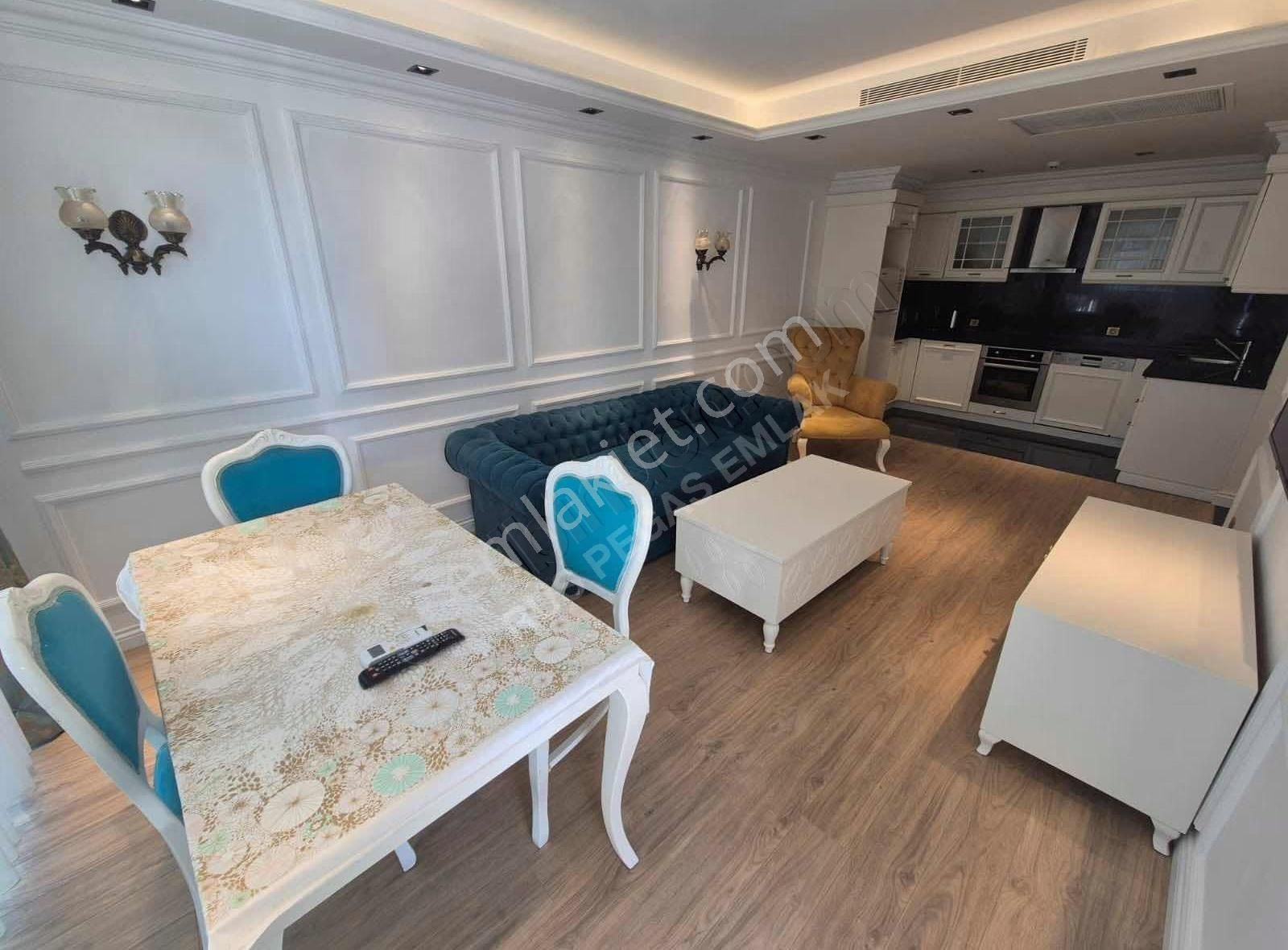 Liman Onkel Resıdencede 2+1 Satılık Daire Katta Büyük Havuz