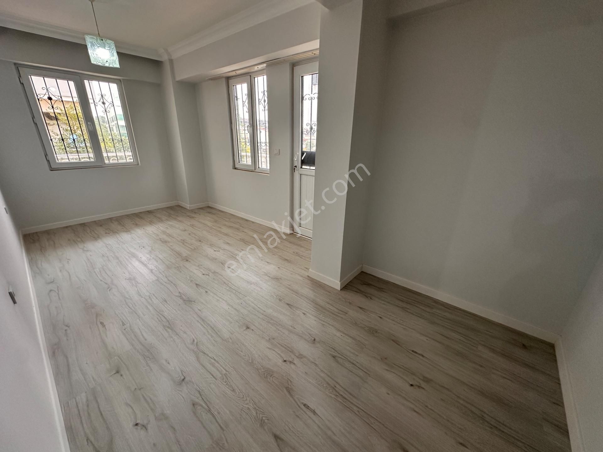 Didim Cem Evi Altında 2+1 Ayrı Mutfak Daire - Görsel 9