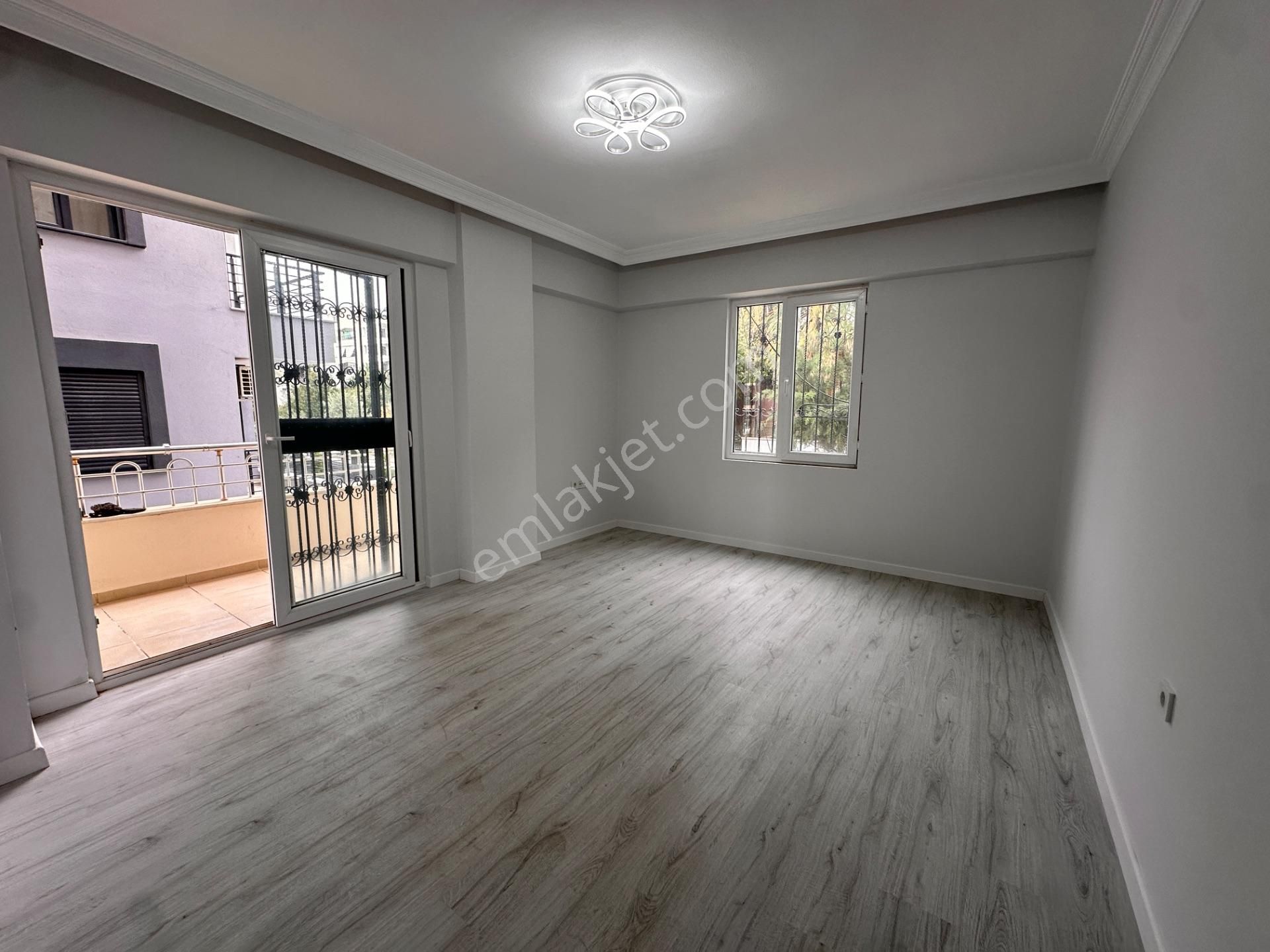 Didim Cem Evi Altında 2+1 Ayrı Mutfak Daire - Görsel 13