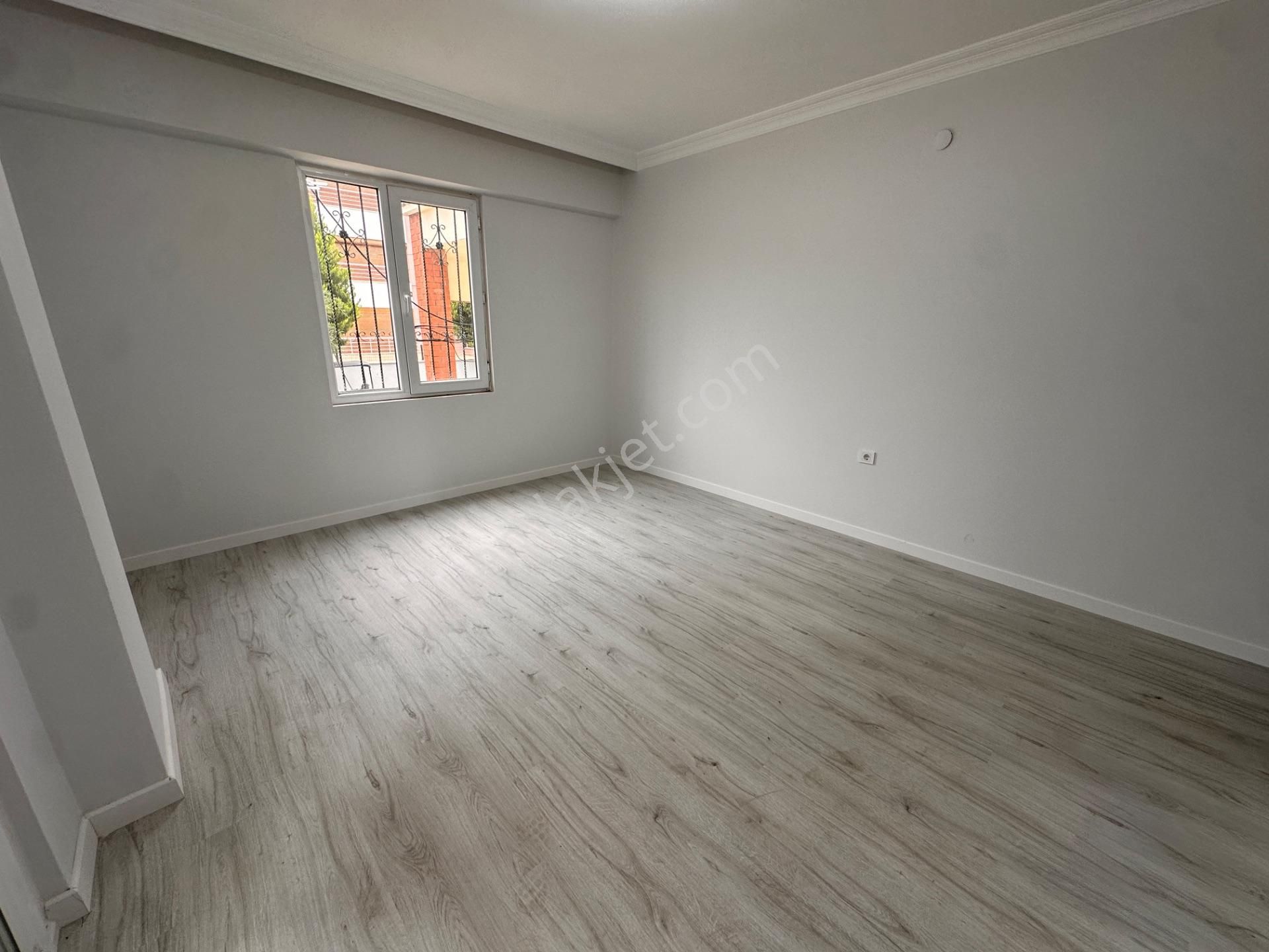 Didim Cem Evi Altında 2+1 Ayrı Mutfak Daire - Görsel 14