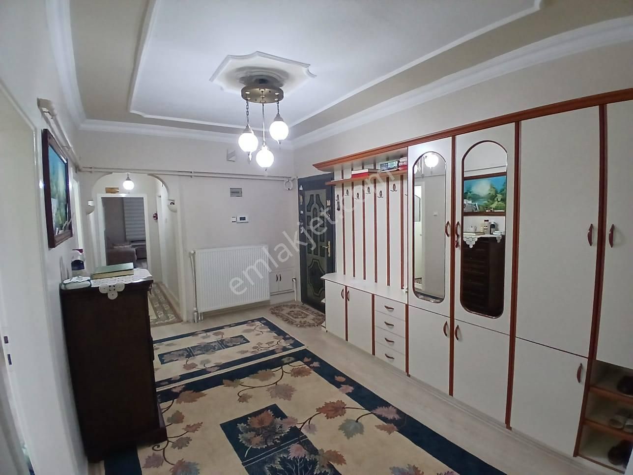 Nasreddin Emlaktan Cumhuriyet Okulu Civarı Satılık Bakımlı Daire - Görsel 18