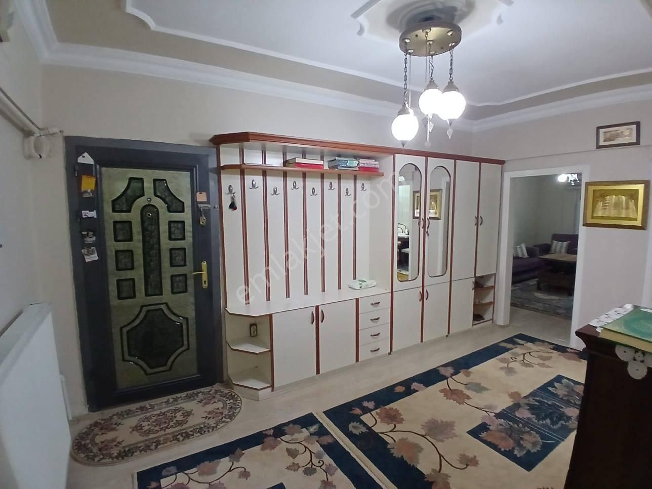Nasreddin Emlaktan Cumhuriyet Okulu Civarı Satılık Bakımlı Daire - Görsel 10