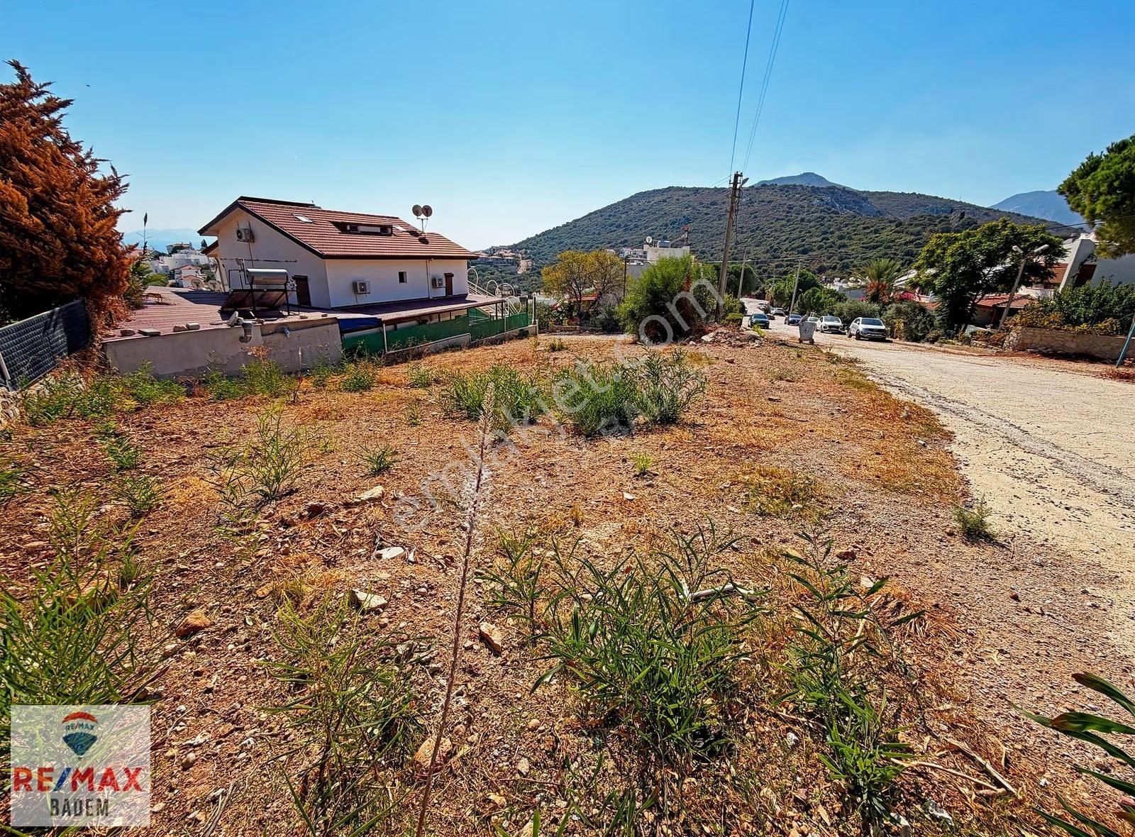 Datça Merkezde 411 M2 Satılık İmarlı Arsa - Görsel 2