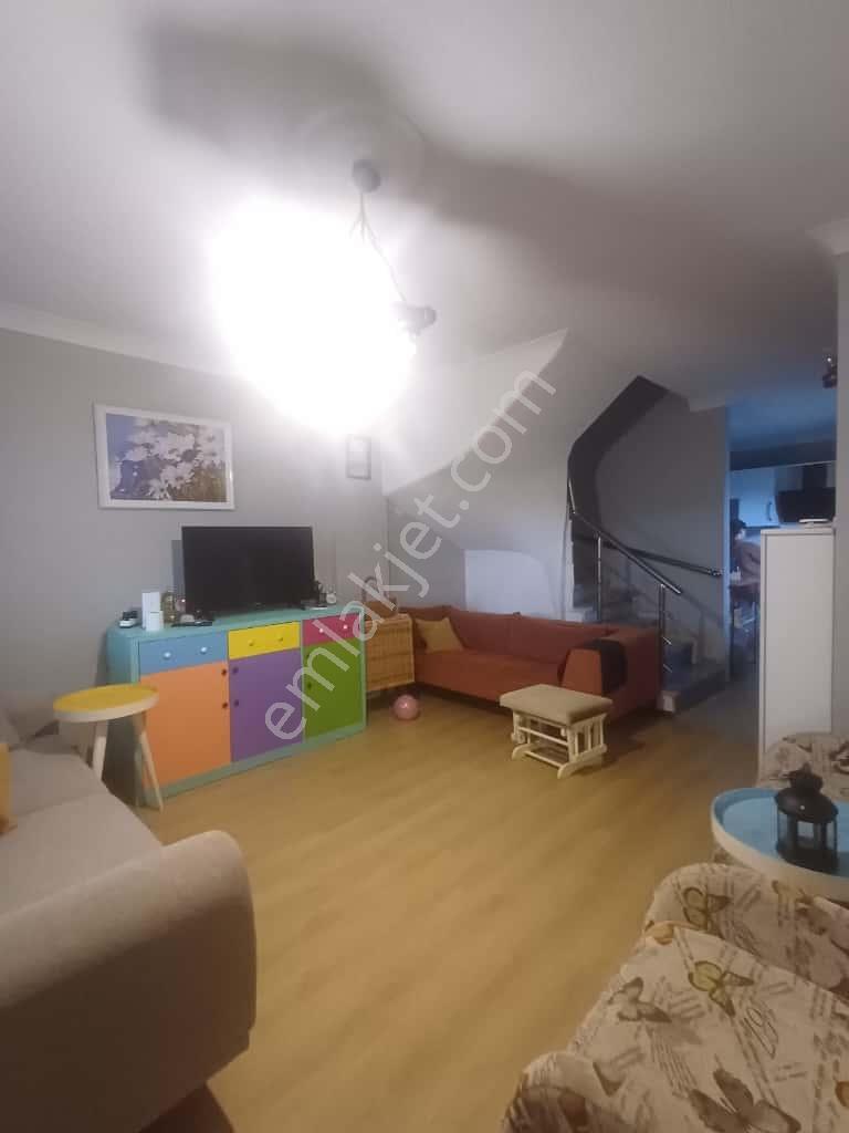 Valleyden Yeniciftlikte Bahçeli 4+1 Müstakil Yaşam Fırsatı - Görsel 10