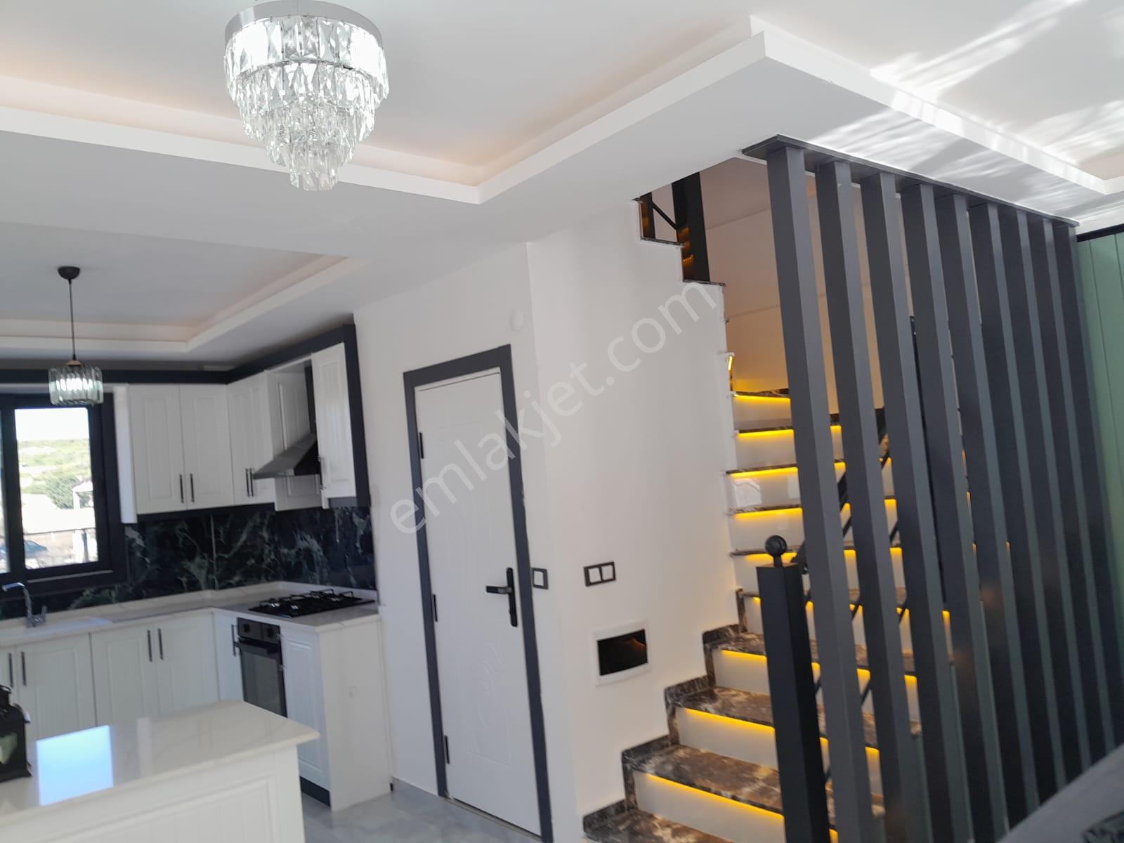 Didimde Denize Yakın 4+1 Sıfır Villa - Görsel 15
