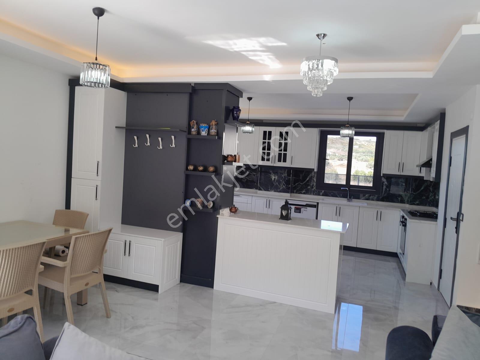 Didimde Denize Yakın 4+1 Sıfır Villa - Görsel 18