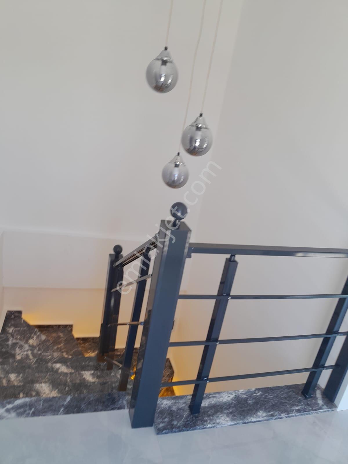 Didimde Denize Yakın 4+1 Sıfır Villa - Görsel 14