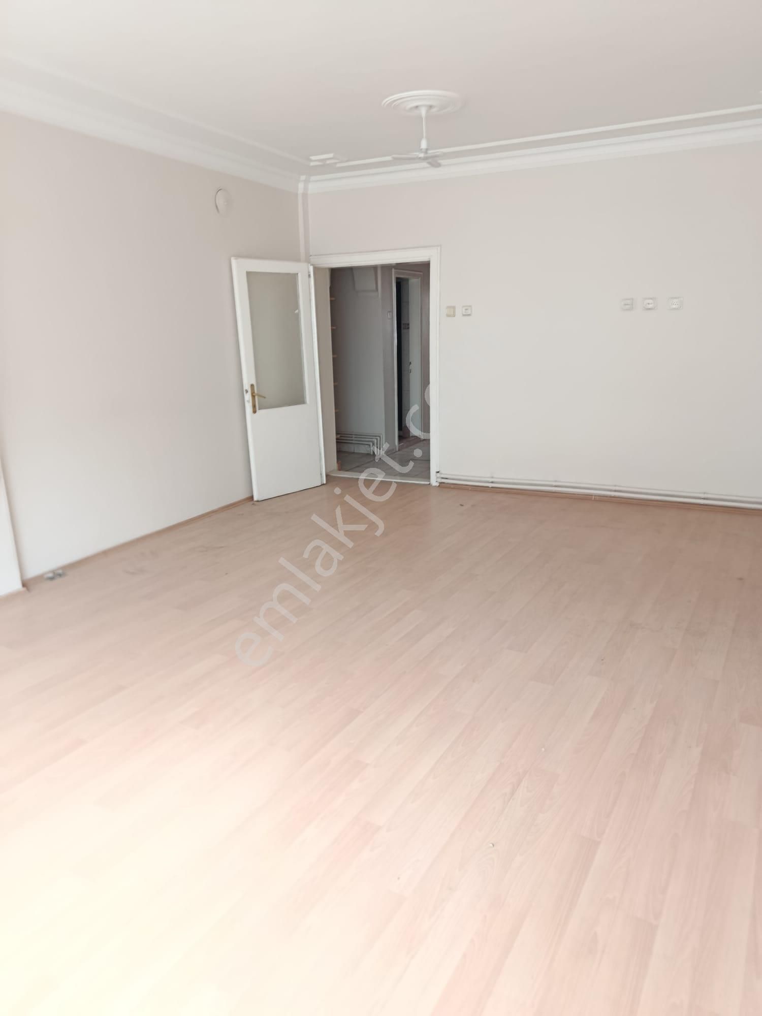 Afyon Tezcan Emlaktan Marulcu Mahallesinde 2+1 Daire - Görsel 13