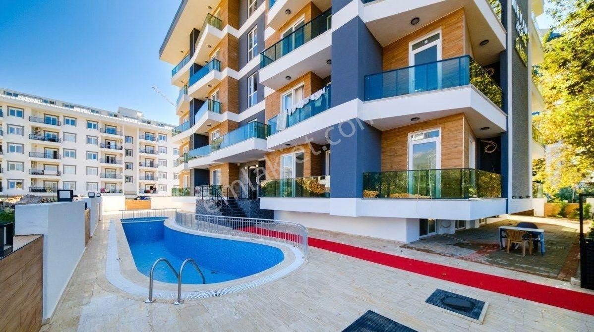 Alanya Mahmutlarda Satılık Yeni 1+1 Daire - Görsel 9