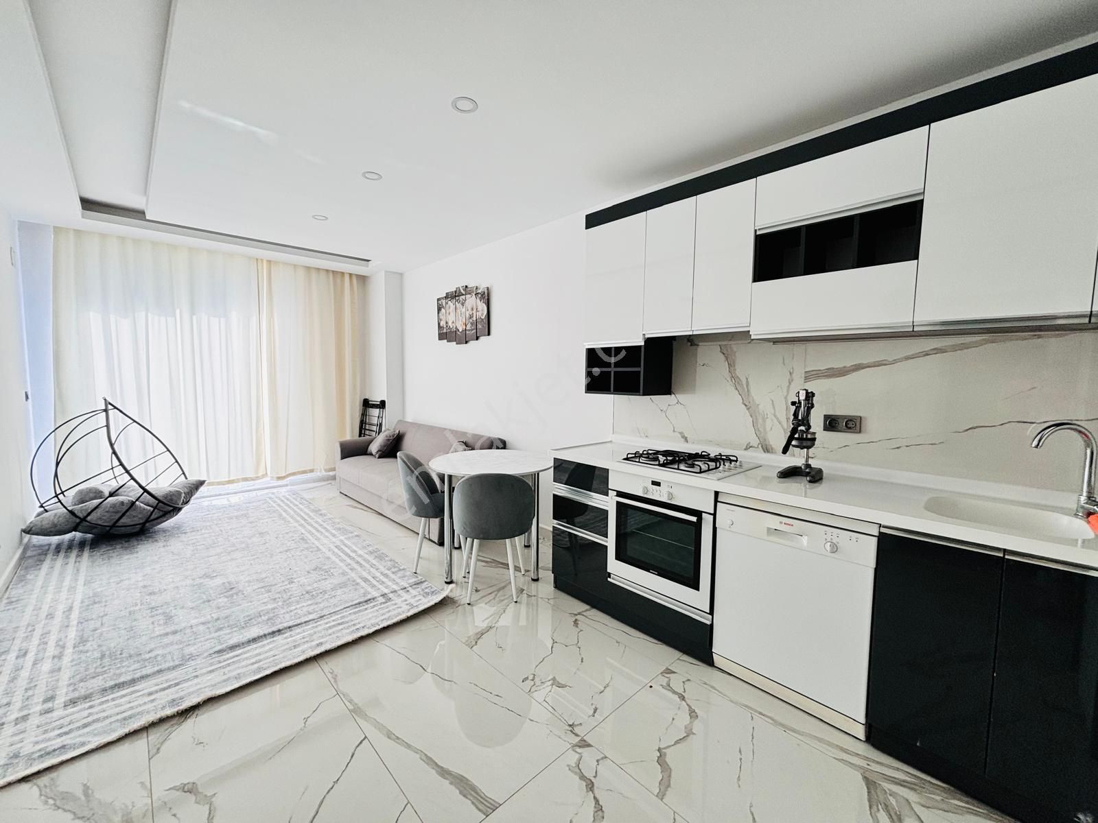 Alanya Mahmutlarda Satılık Yeni 1+1 Daire - Görsel 18