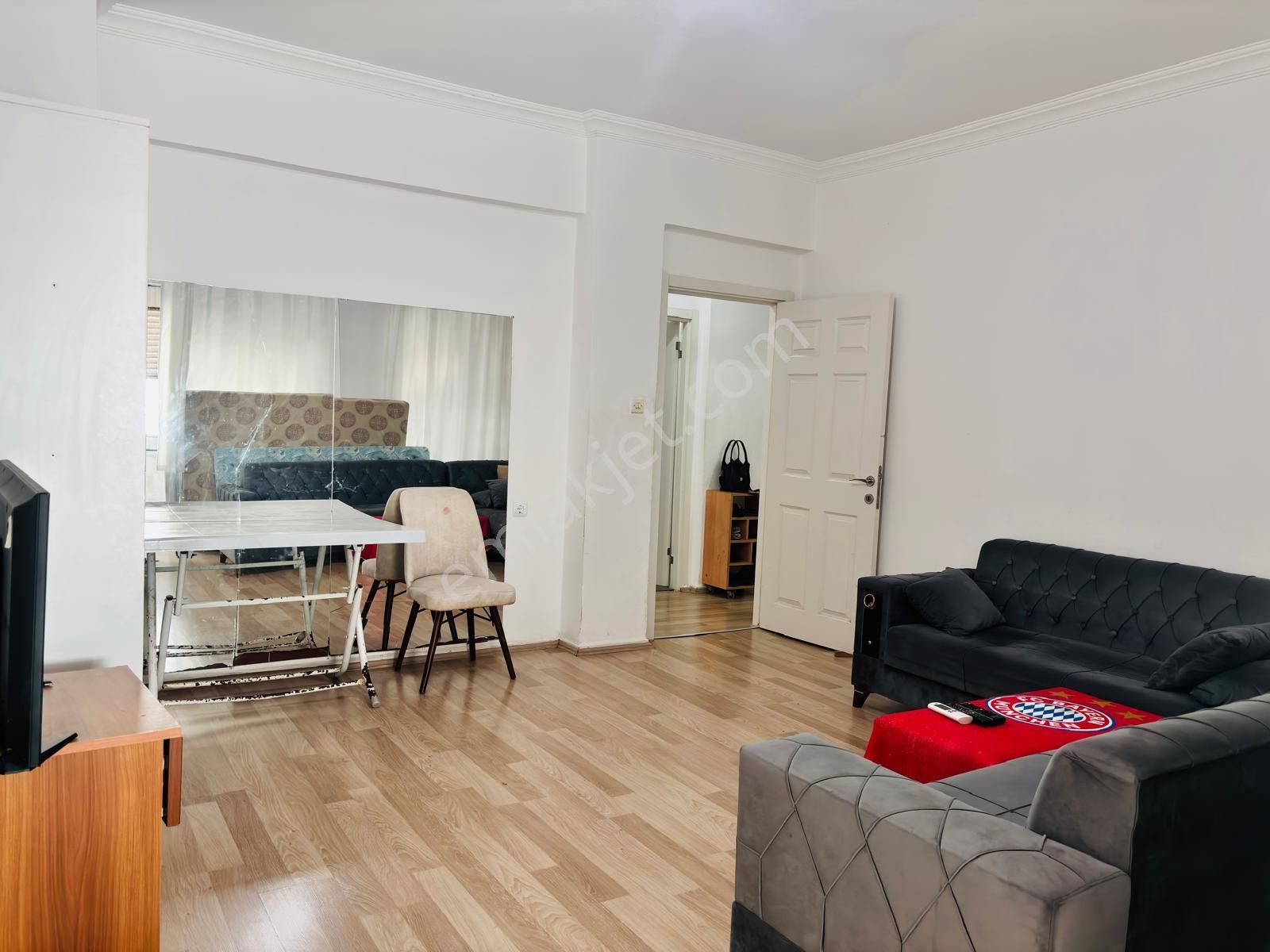 Alanya Damlataş’ta Denize Sıfır Satılık 2+1 Daire - Görsel 3