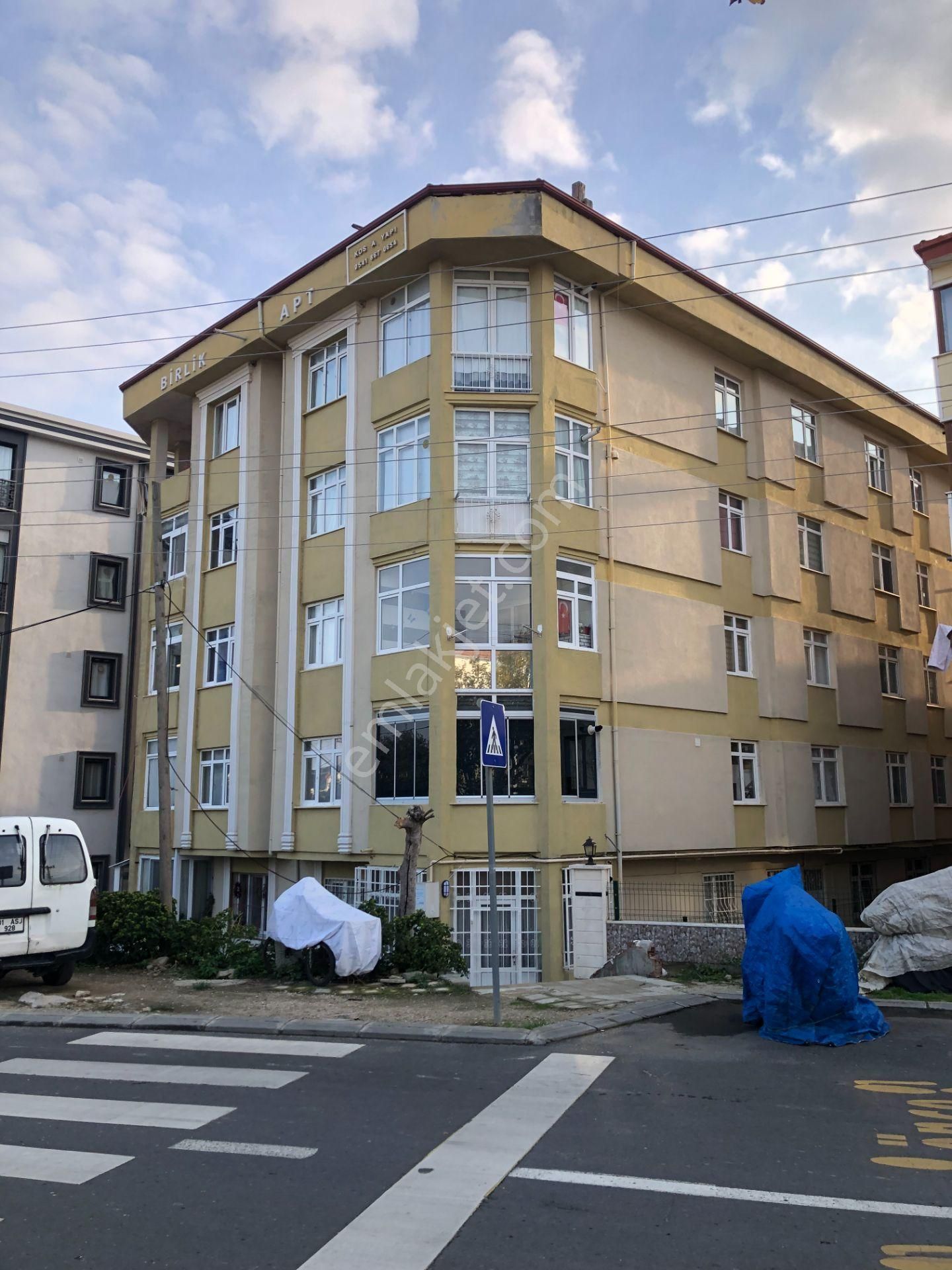 Şarköy De Işık Emlaktan Cumhuriyet Mah De 5+1 180 M2 Daire Üstü Dubleks - Görsel 2