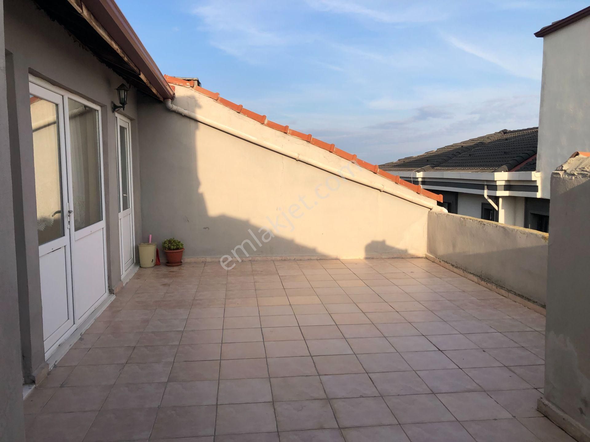 Şarköy De Işık Emlaktan Cumhuriyet Mah De 5+1 180 M2 Daire Üstü Dubleks - Görsel 23