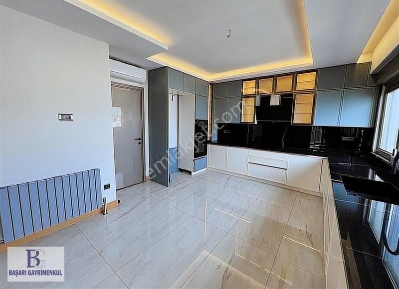 Başarıdan Sahilde Panoramik Kapanmaz Deniz Manzaralı 350 M2 Boş - Görsel 3