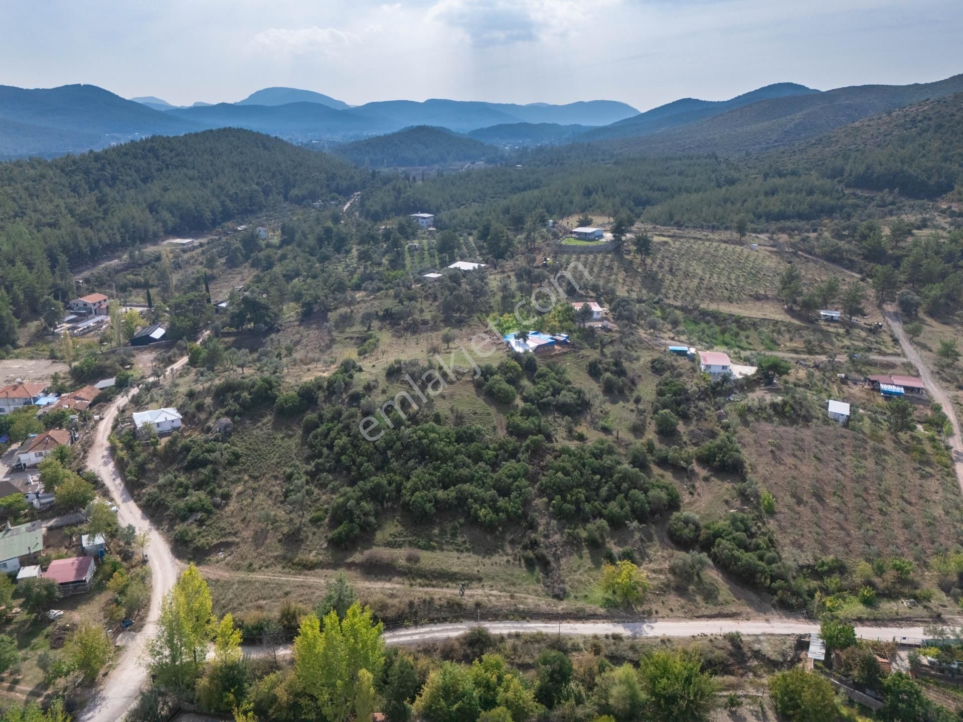 Menderes Yeniköy'de Asfalt Yola Cepheli, Tarım Ve Turizm Potansiyelli Satılık Arazi - Görsel 27