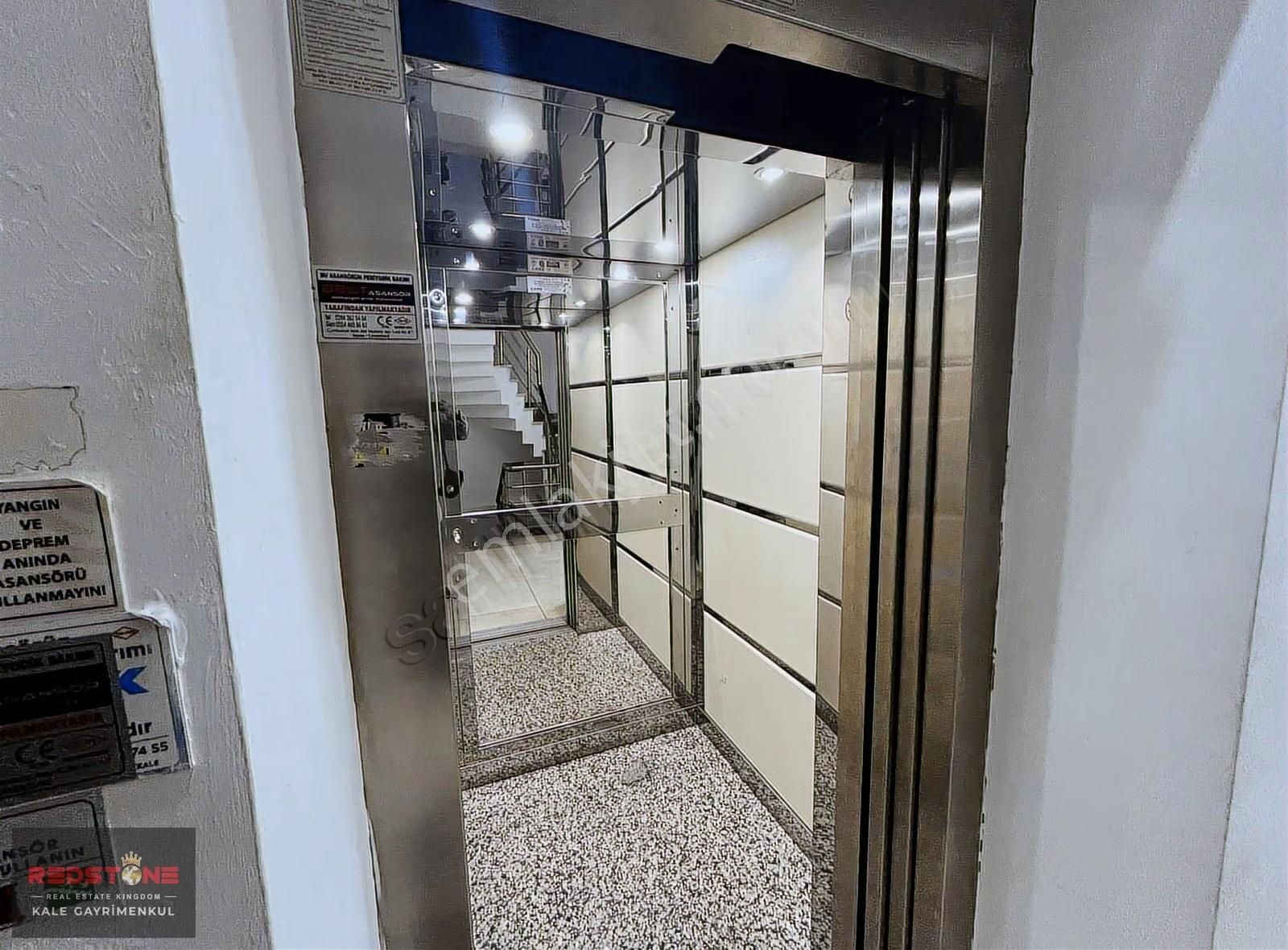 Eşsiz Boğaz Manzaralı 4+1 Dublex Daire - Görsel 4