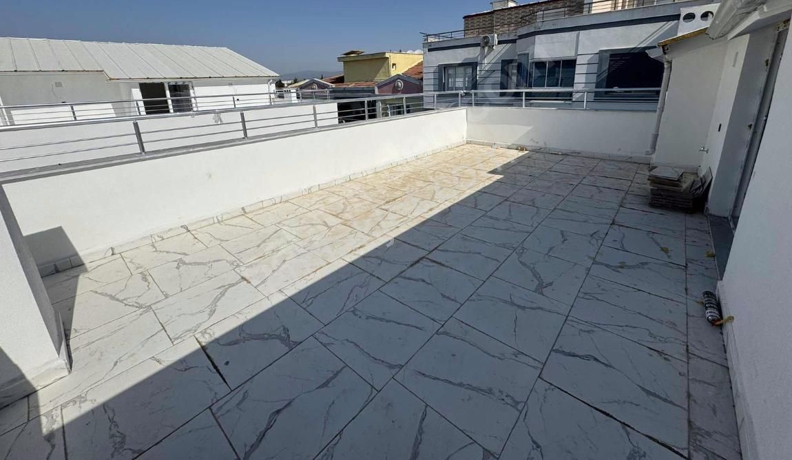 Akhisar Reşat Beyde Sıfır Kullanıma Hazır 3+çatı Dublex Satılık Daire - Görsel 2