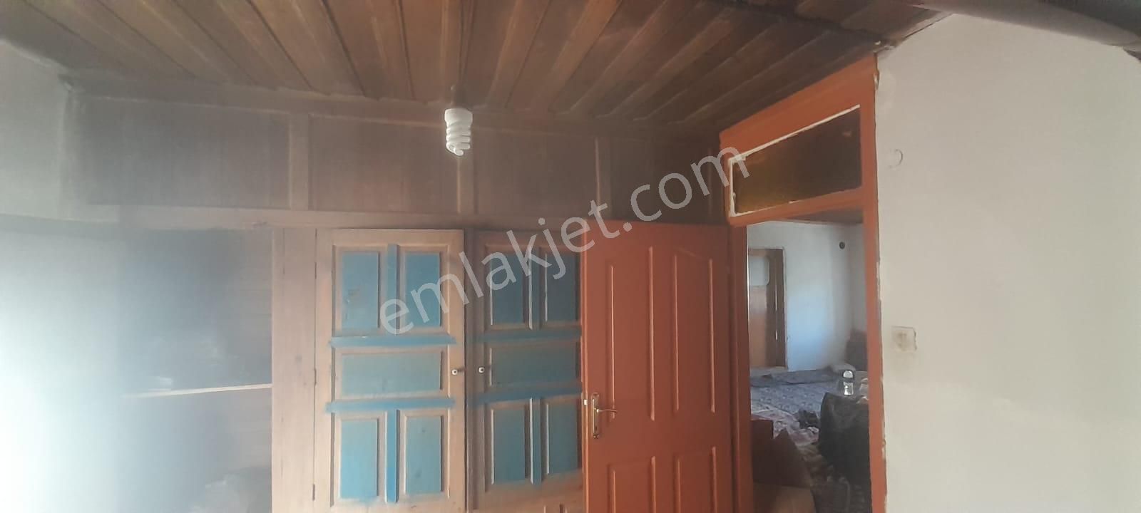 Burdur Ağlasun Hisarköy'de Satılık Bahçeli Ev - Görsel 5