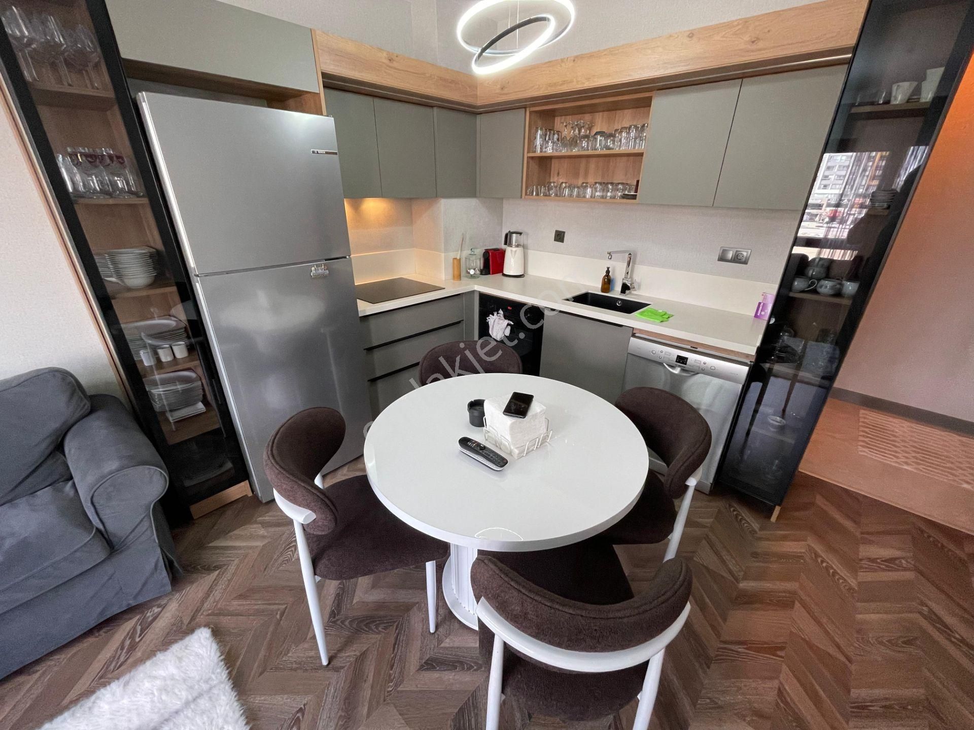 Cumhuriyet Mahallesi Ap İst Port'ta 2+1 Satılık Daire