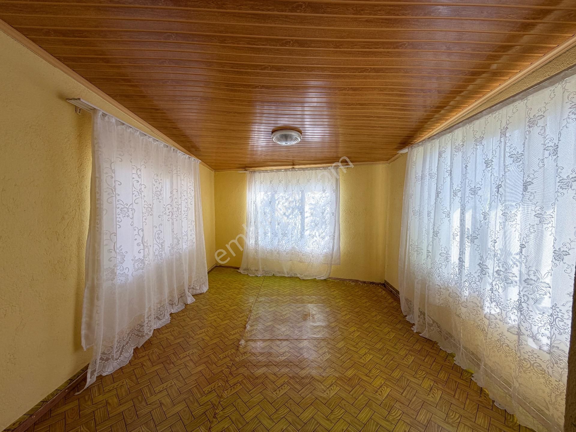 Balıkesir Davutlar'da Doğa Manzaralı Satılık Eşyalı Müstakil Ev - Görsel 33